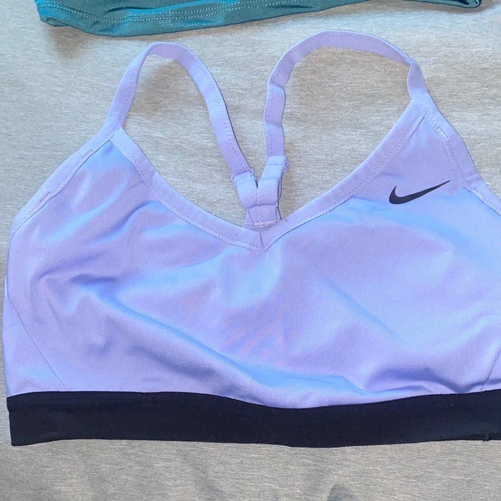 4 Nike Women's Strappy Sports Bra bundle - Picture 2 of 3